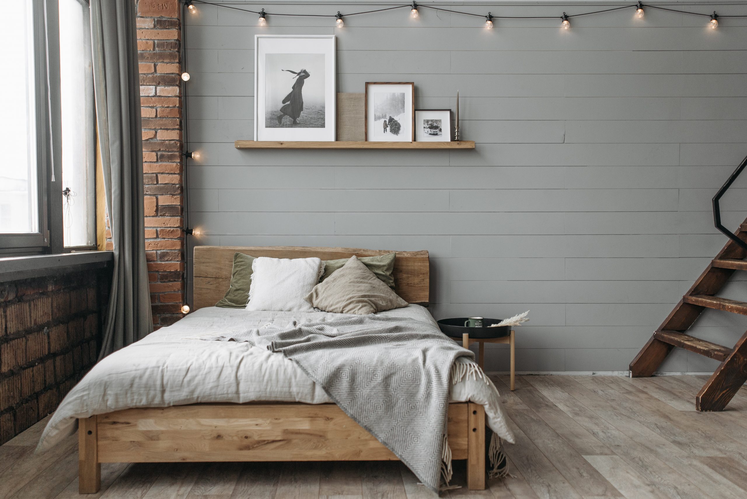 grey bedroom tiles