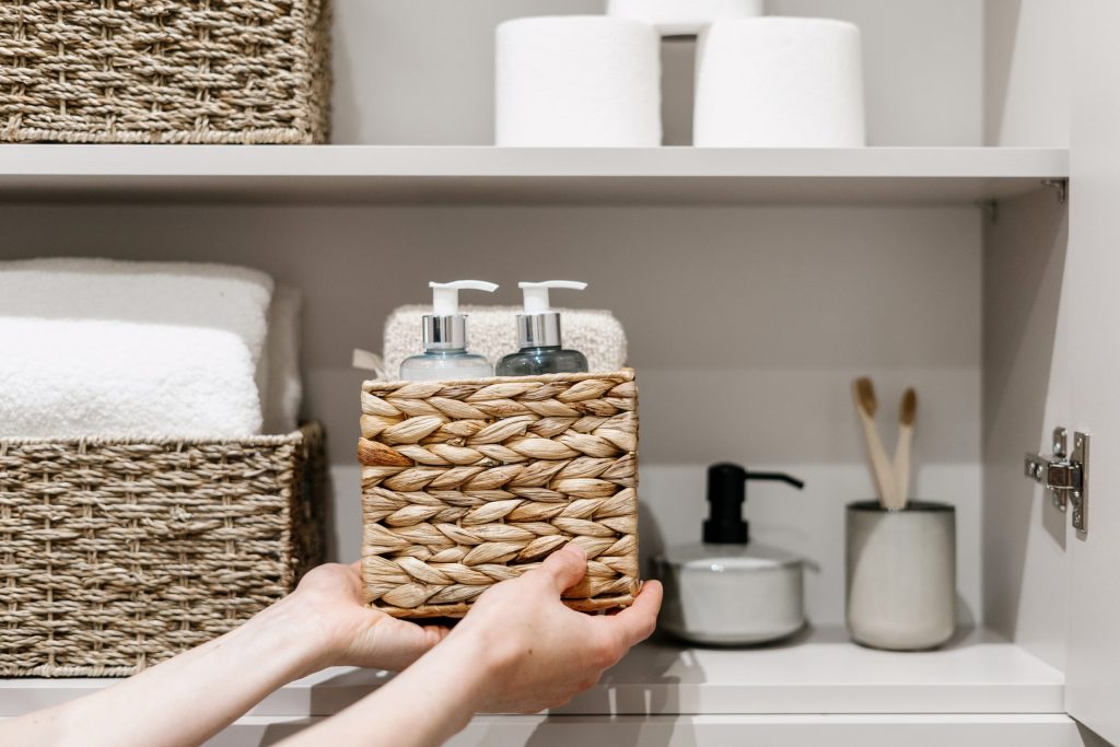 Choosing the right bathroom accessories